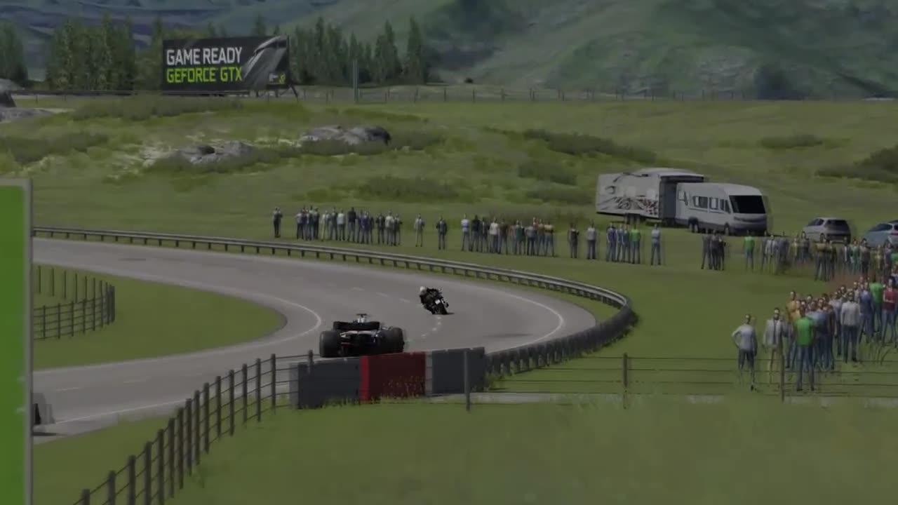 Kawasaki Ninja H2R vs F1 Racing Cars at Highlands