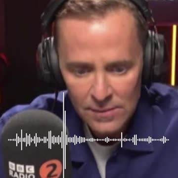 Scott Mills chokes up on air as he pays tribute to Liam Payne
