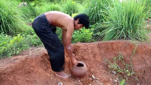 The construction of the Amazing Underground temple in a jungle