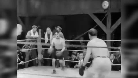 charlie chaplin funniest boxing video 😃😂😂