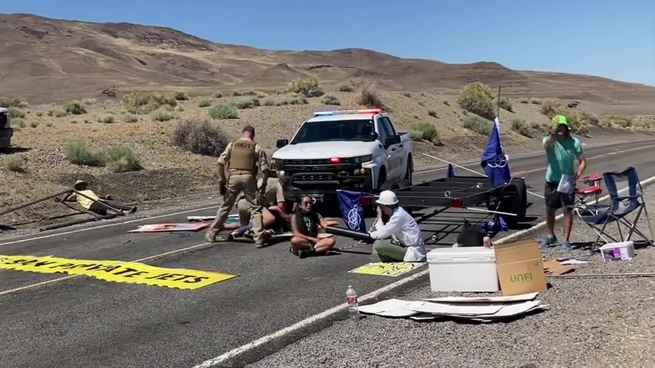 Nevada Climate protesters and the Police.