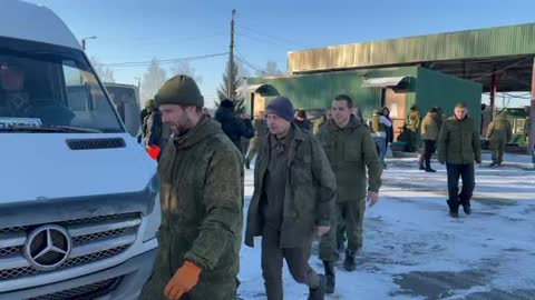 Video of Russian servicemen returned from captivity.