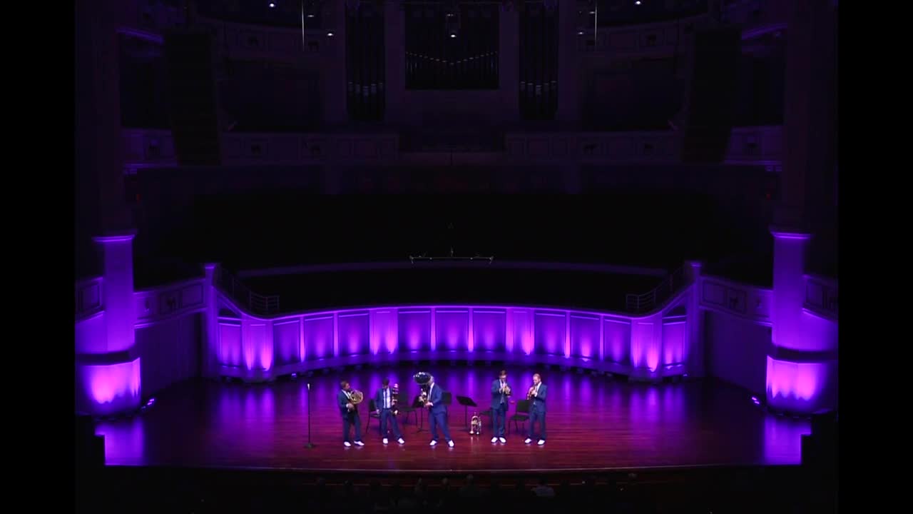 Frosty The Snowman - Canadian Brass - LIVE - feat. Chuck Daellebanch