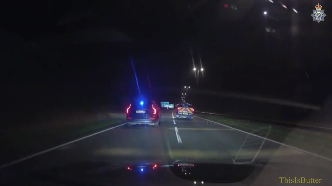 Suspect rams Lincolnshire police car off the road during high speed chase