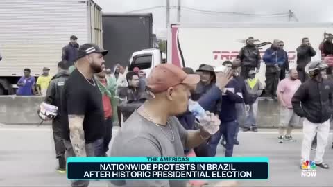 Protestos nacionais acendem no Brasil após eleições presidenciais históricas