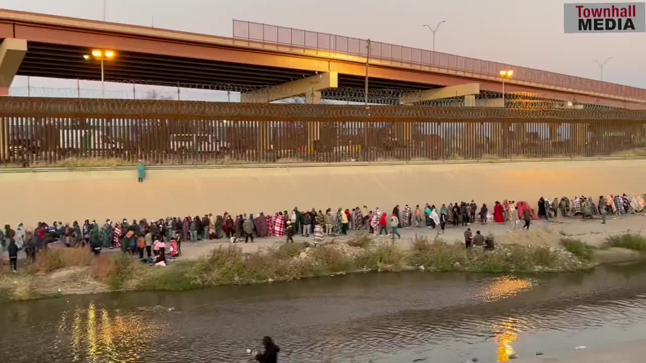 Thousands Of Illegal Immigrants Cross The Rio Grande In Shocking Video