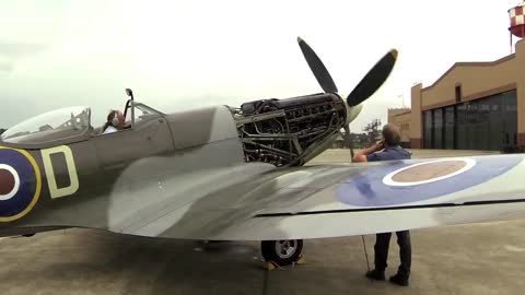 Spitfire MK XVI - First Engine Run in 17 Years!