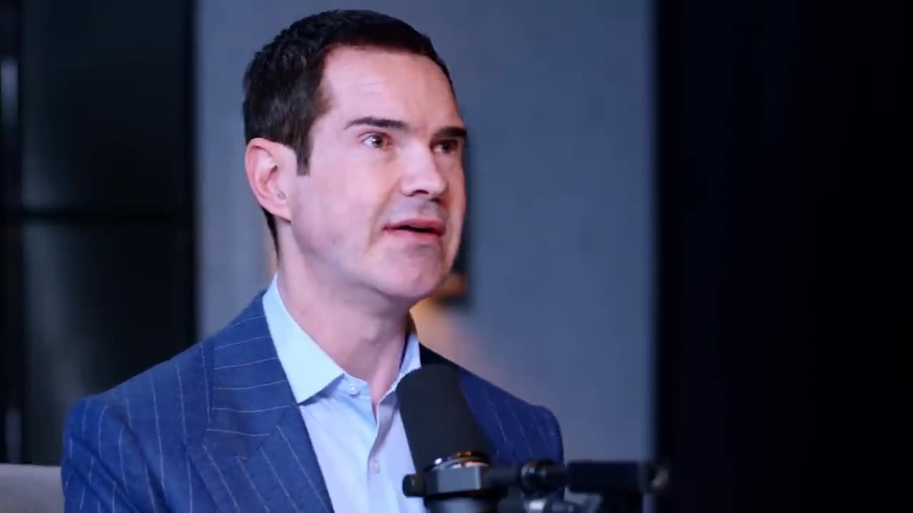 Jimmy Carr: "I Was Laughing & Crying When He Died"!