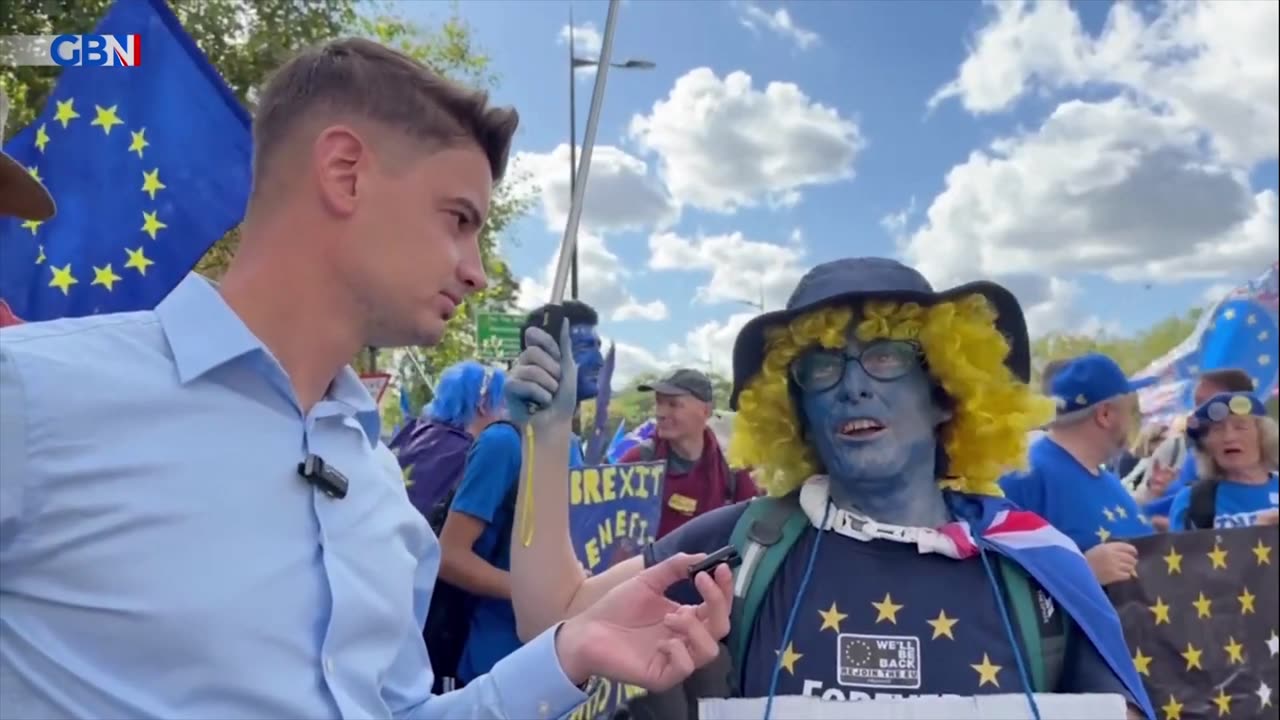 Brexiteers are CRUEL and DELUDED!' as protesters rally in National Rejoin March