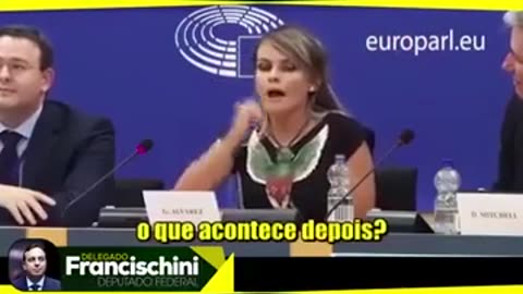 European journalist speaks about Latin socialism to the European Parliament