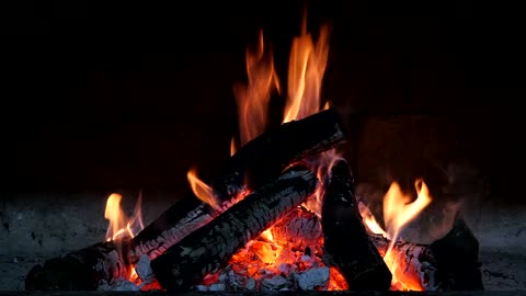 Cozy fire place for cozy Christmas ⛄🎄