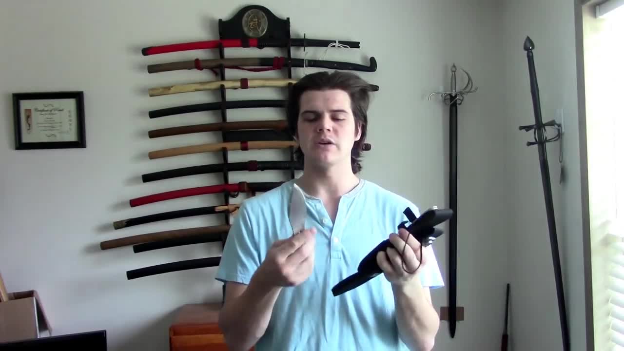 Knife Review: SOG Fling