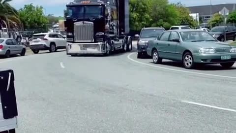 The 200-road train crosses S-bend.