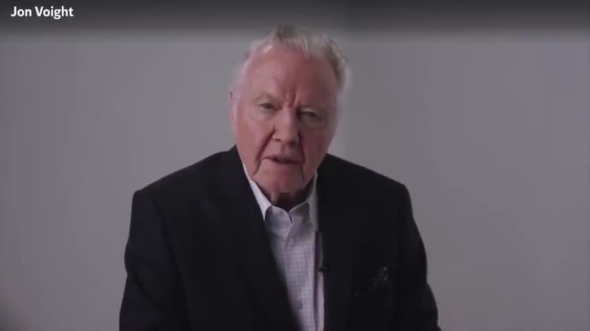 Actor Jon Voight pledges allegiance to Donald Trump