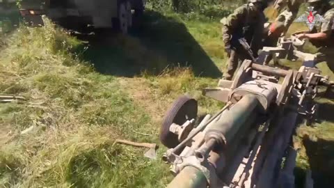 Minomet Vasilek útočící ve směru na Kupjansk