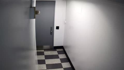 6172RHOBG3G302CStairwaySide_2021-01-06_11h40min01s617ms.mp4