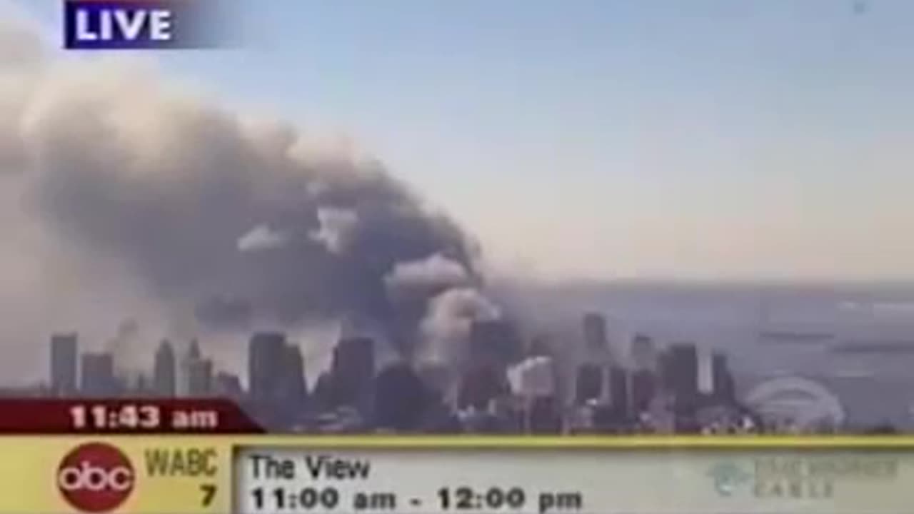 911 Eyewitness Reporter Jeff Watson - Heard An Explosion Live At 11 10 - 11 15 (WABC)