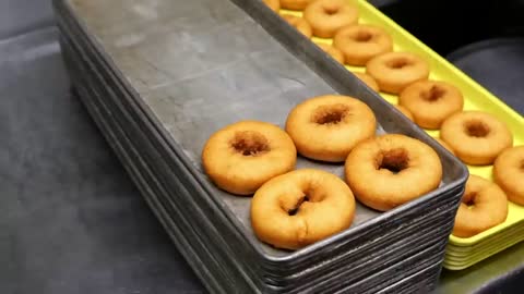 the best cookie doughnuts in Chicago - American Food