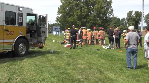 HEAD-ON car crash in Whitehall, PA 09_01_17