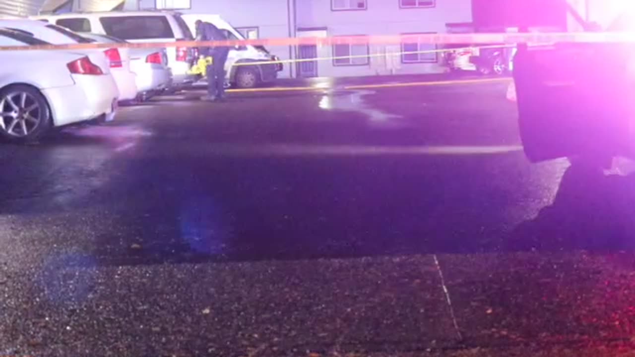 WAR ZONE PORTLAND SHOOTING ON 162 AND BURNSIDE IN PORTLAND