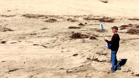 Awesome Santa Cruz Frisbee Dude