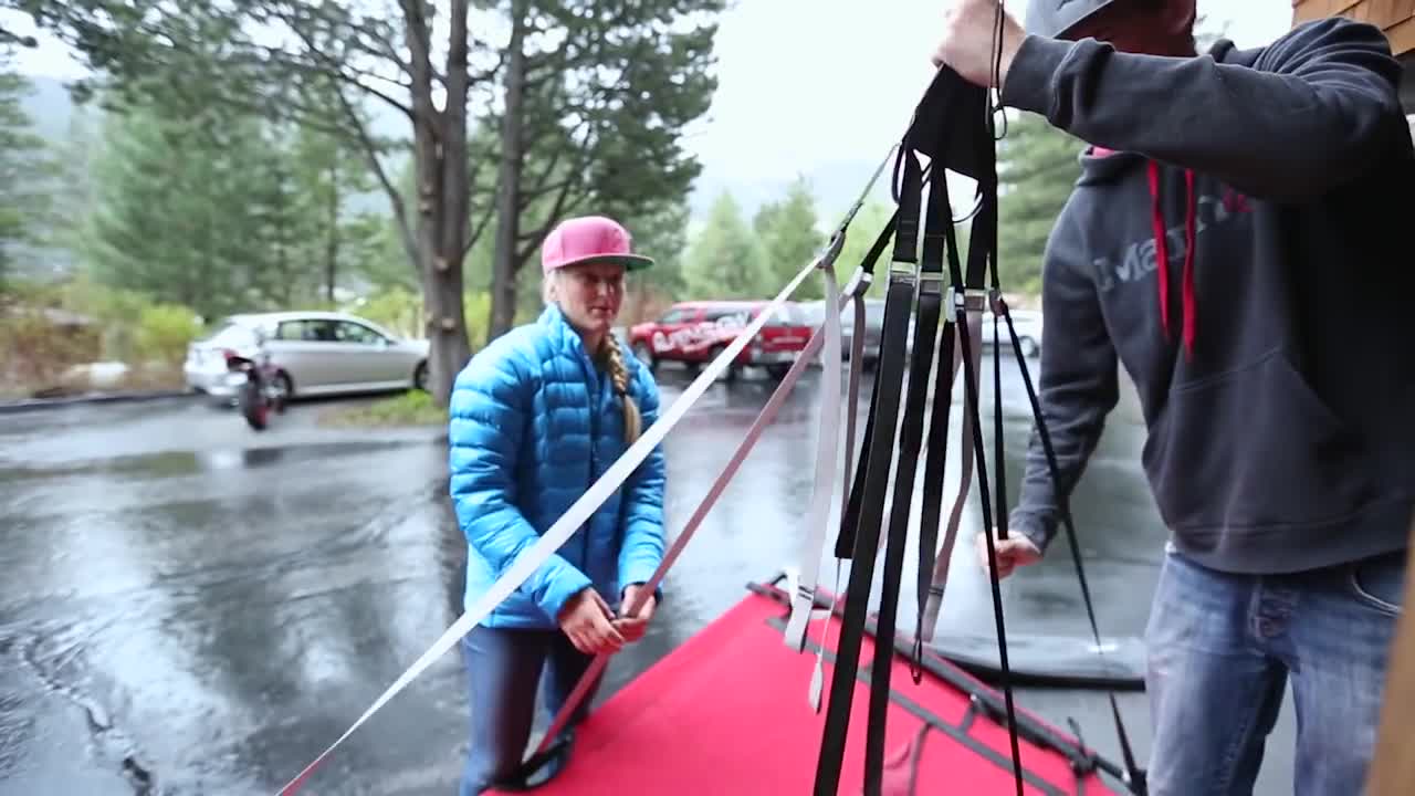 Petzl athlete Emily Harrington sends Golden Gate (5.13 VI) in El Capitan