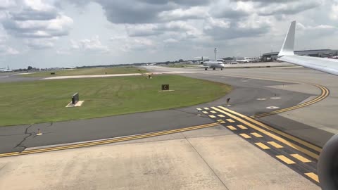 American 737-800 Takeoff out of Charlotte, Inflight, Firm Landing at New York JFK