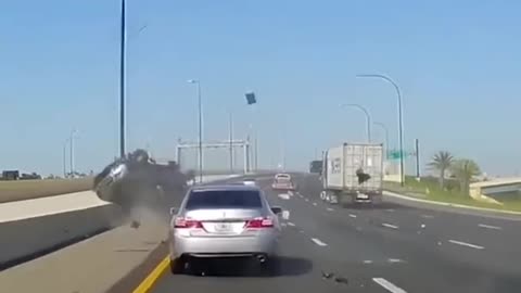 Crazy highway car accident!