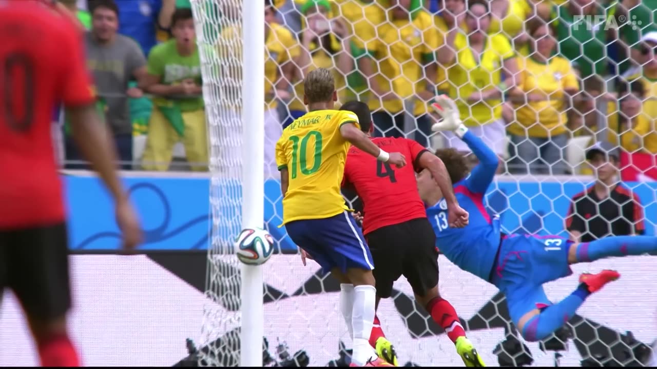 UNBELIEVABLE SAVES at the 2014 World Cup