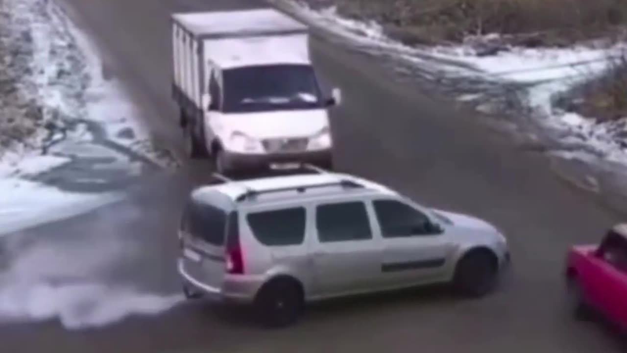 Funny accident video 🤣