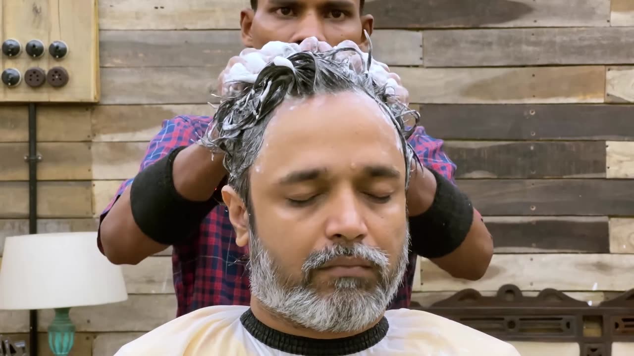 Master Cracker Shampoo Head Massage _ Indian Massage