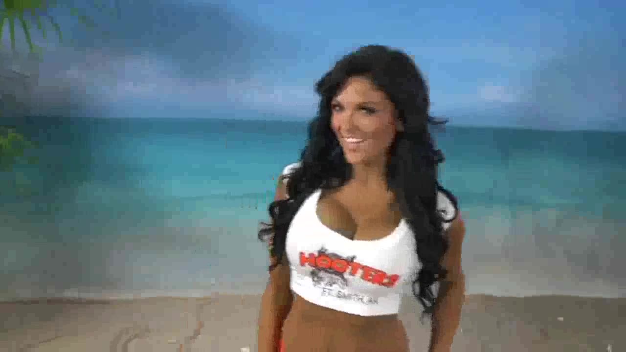 DAVID LEE ROTH music video A LIL' AIN'T ENOUGH with Smoking-Hot Sexy HOOTERS BABES!