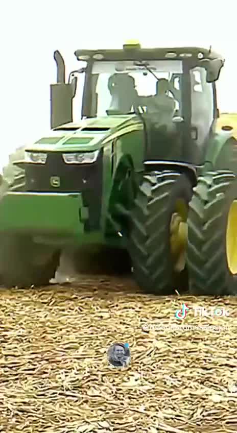 BOLSONARO IS WITH BRAZILIAN FARMERS AND TRUCK-DRIVERS!