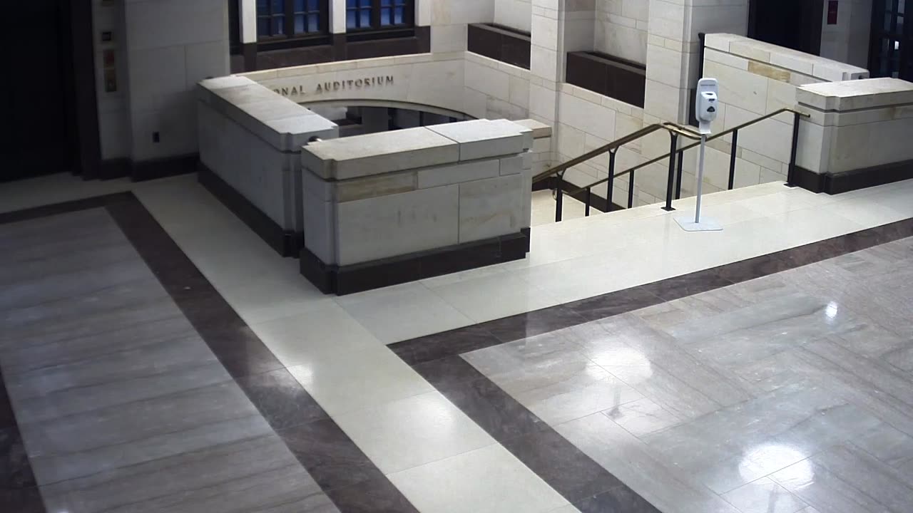 7155CVCULElevator20_2021-01-05_16h20min01s827ms.mp4