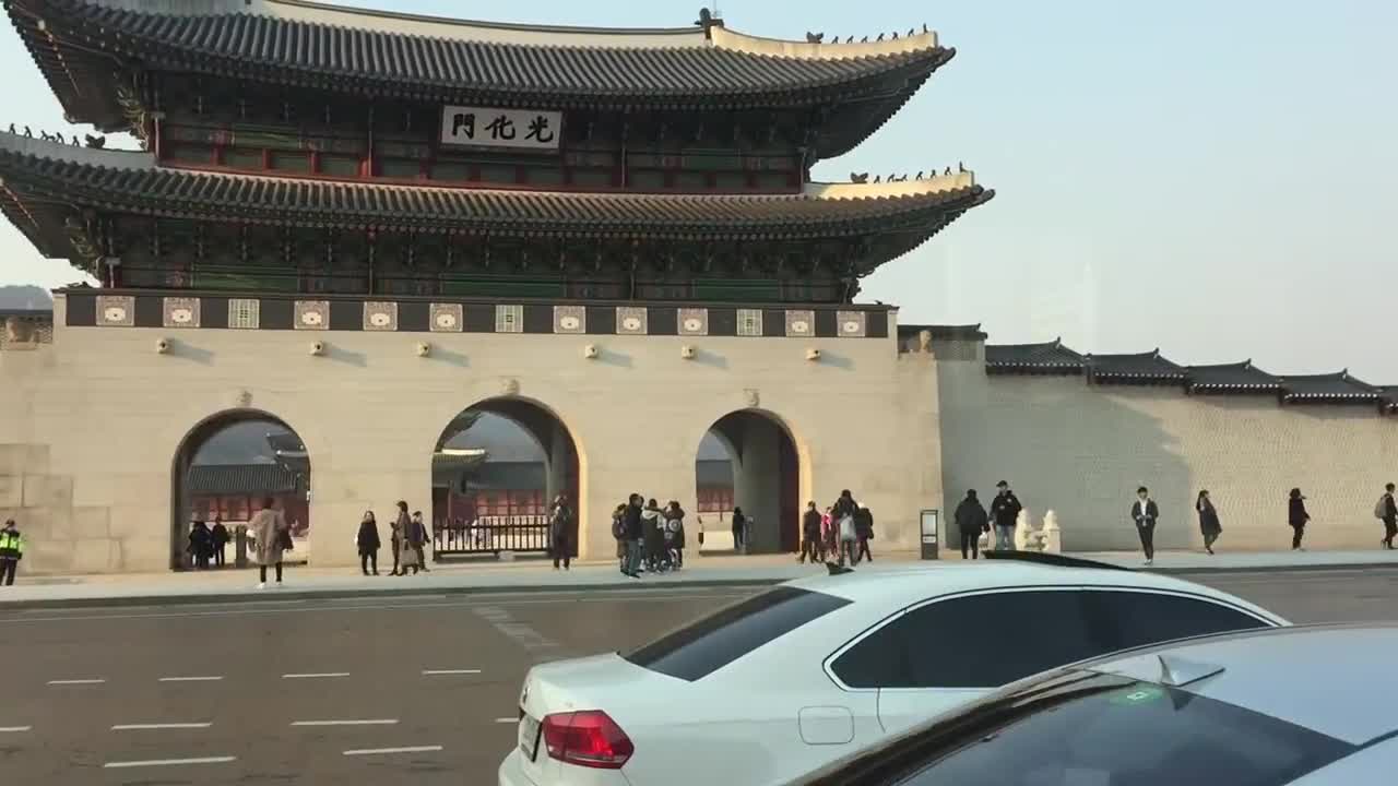 20 Second Korea_ Best view while commuting to work! (출퇴근 광화문)