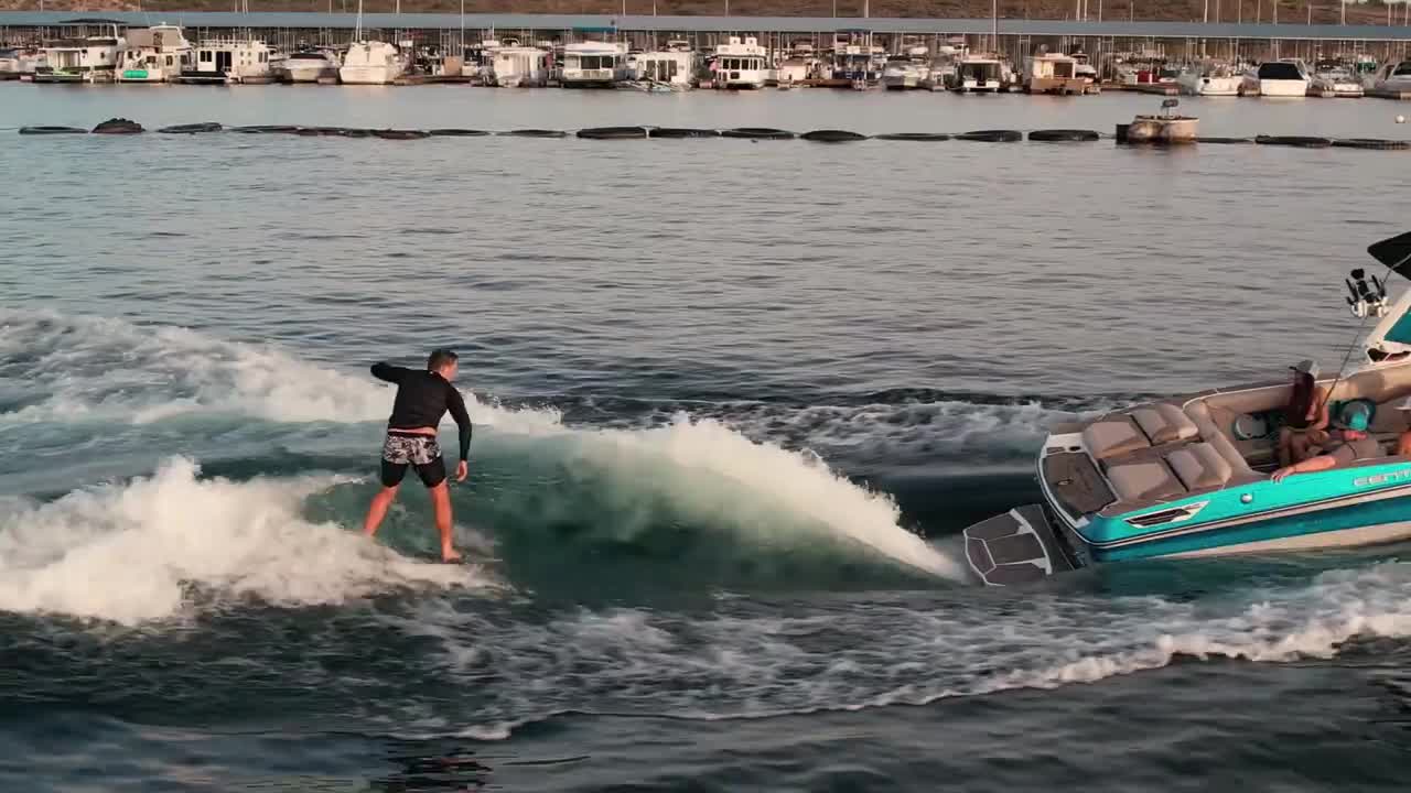 Centurion Wild West Wake Surf Shootout