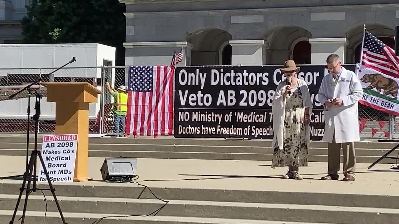 Dr. Len Sapute Host At The Fos rally in sacramento.