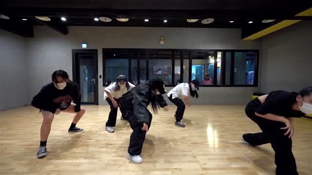 run! dance choreography Kayah