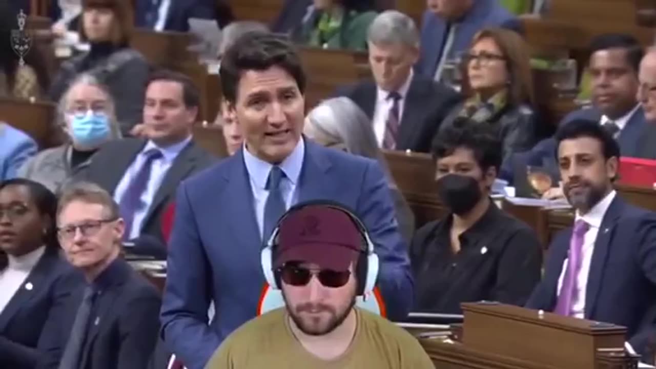 TRUDEAU WANTS TO GET RID OF CANADA'S FARMERS
