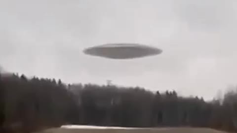 UFO LOOKING FOR SOMETHING IN RIO WATCH THE VIDEO AND SHARE