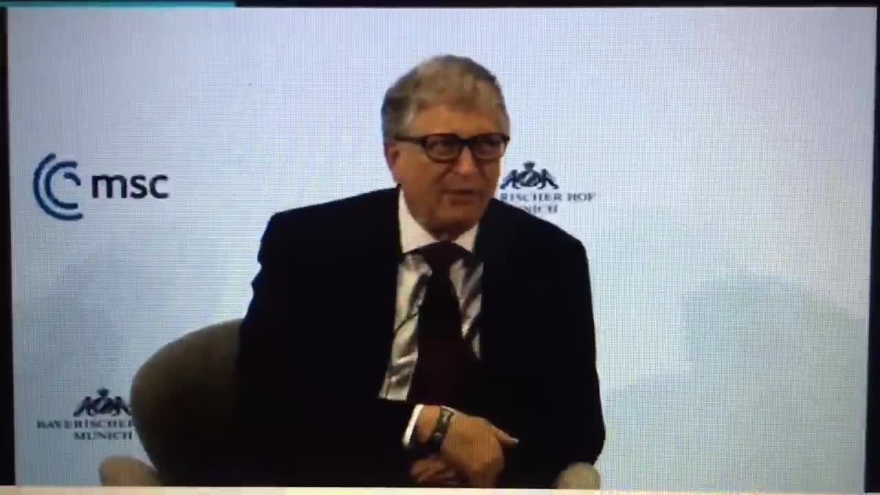 Vedete che razza di essere è Gates