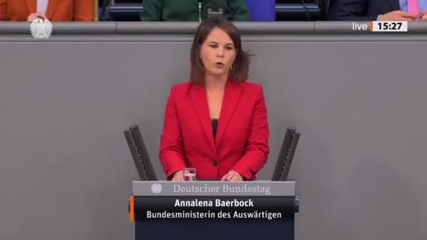 Baerbock die Frauenversteherin.