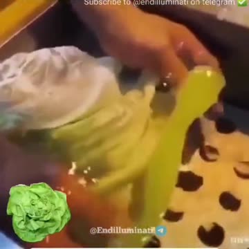 ARE YOU EATING 𝗥𝗘𝗔𝗟 𝗟𝗘𝗧𝗧𝗨𝗖𝗘⁉️ #FakeFood #SyntheticFood