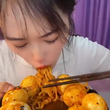 Super Fast Eating Challenge ( 10 eggs, 1lb noodles in 1 minute ) | #asmr #food #shorts