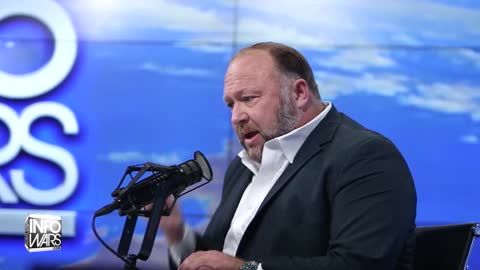 BREAKING : Pelosi Subpoenas Trump for Alex Jones Documents