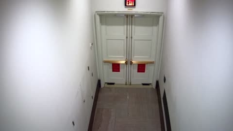 0751USCH02H202FireDoor_2021-01-05_00h00min00s120ms.mp4