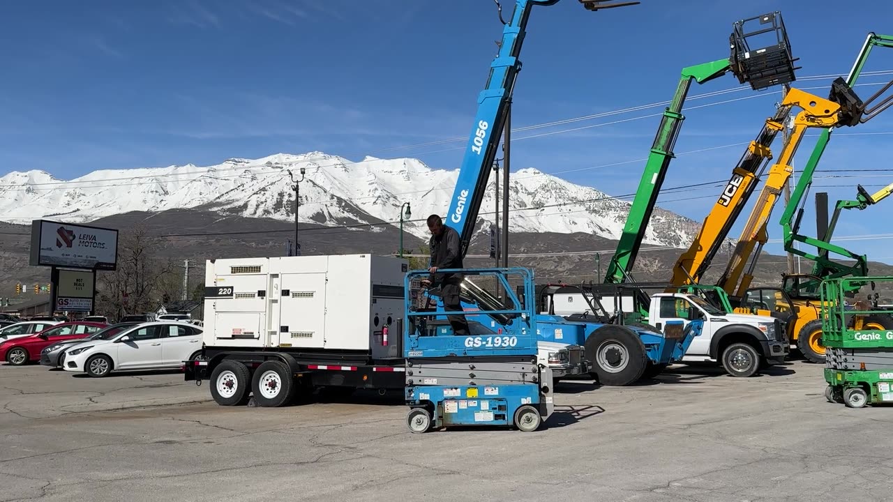 Scissor Lift 2011 Genie GS1930 Electric 19' Platform Extendable