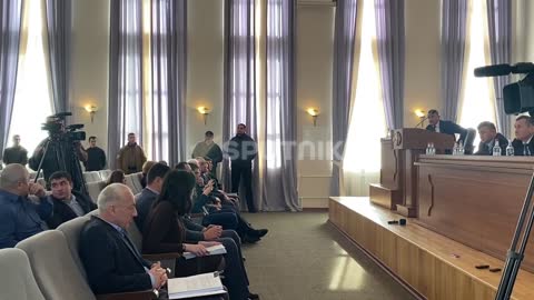 Заседание парламента Цхинвали проходит с участием Анатолия Бибилова