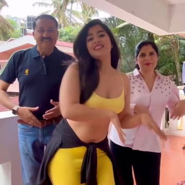 Hot sexy babes dancing