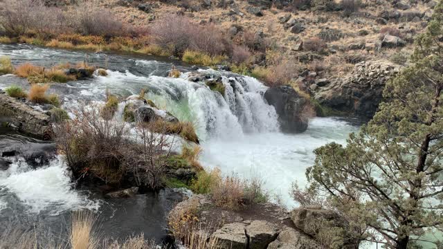 Central Oregon – Steelhead Falls – Frothy Pool at Base of Waterfall – 4K